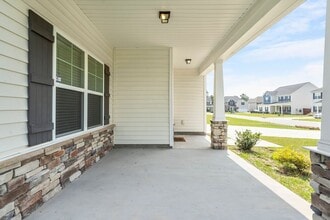 604 High Tide Dr in Sneads Ferry, NC - Building Photo - Building Photo