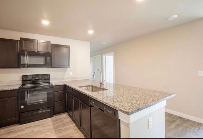 1635 133rd St in Lubbock, TX - Building Photo - Building Photo