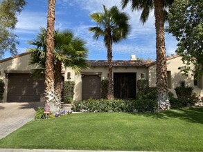 132 Royal St Georges Way in Rancho Mirage, CA - Building Photo - Building Photo