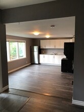 340 Innisfil St in Barrie, ON - Building Photo - Building Photo