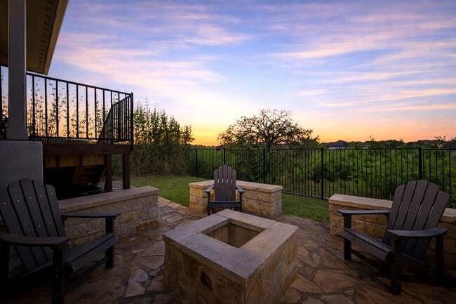 904 View Dr in Andice, TX - Building Photo - Building Photo