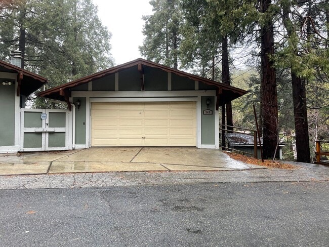 property at 948 Arbula Dr