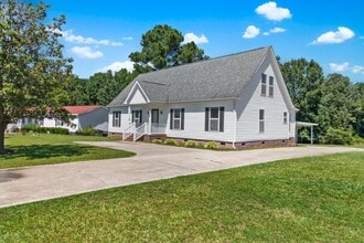 109 Rose Landing Dr in Goldsboro, NC - Building Photo - Building Photo