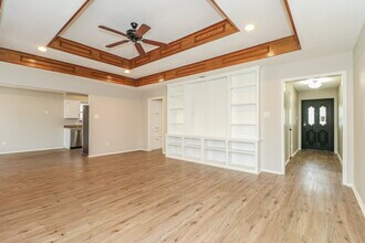 5118 El Rancho Ct in Arlington, TX - Foto de edificio - Building Photo