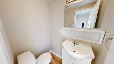 1220 Royal York Rd in London, ON - Building Photo - Building Photo