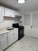 2125 Coralthorn Rd in Middle River, MD - Building Photo - Building Photo