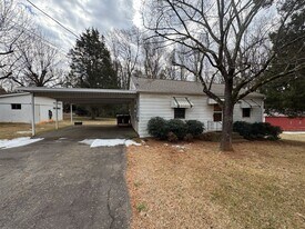 9019 Reames Rd in Charlotte, NC - Building Photo