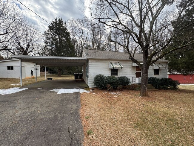 property at 9019 Reames Rd