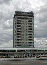 Trethewey Tower in Abbotsford, BC - Building Photo - Building Photo