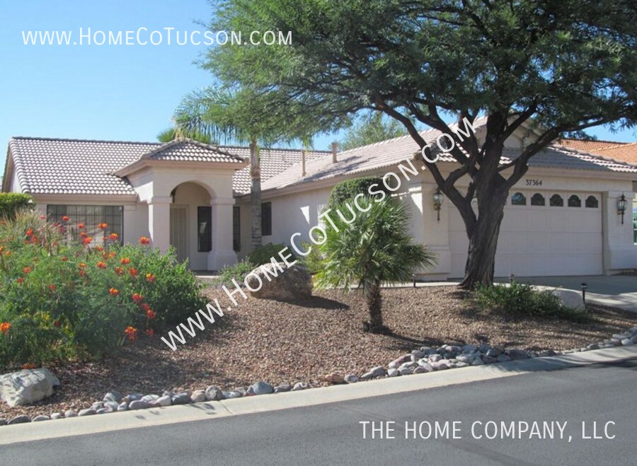 37364 Arroyo Verde Dr in Tucson, AZ - Foto de edificio