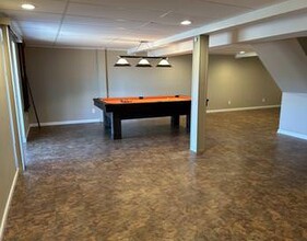 8 Parkrose Ct in Ballwin, MO - Building Photo - Building Photo