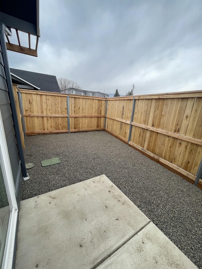 property at 411 Azalea Ct