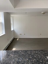 24 Queensberry St, Unit 36-3 in Boston, MA - Building Photo - Building Photo
