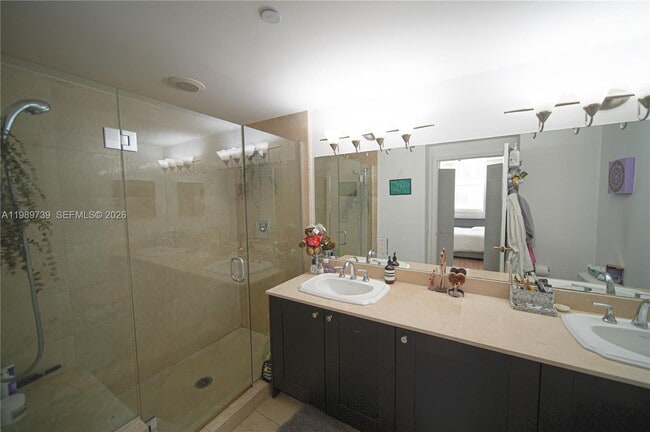 4100 Salzedo St in Coral Gables, FL - Building Photo - Building Photo