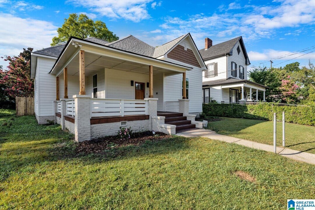 5009 2nd Ave N in Birmingham, AL - Building Photo