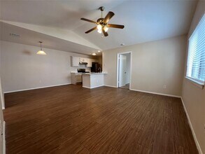 12302 Alderbrook Dr in Austin, TX - Building Photo - Building Photo