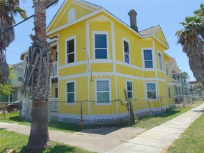 2801 Avenue H in Galveston, TX - Building Photo - Building Photo