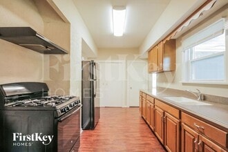 838 Duncan Ave in Elgin, IL - Building Photo - Building Photo