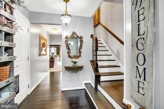 927 Brechin Ln in York, PA - Building Photo - Building Photo