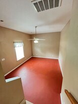 1848 E Rolling Hills Dr in Fayetteville, AR - Building Photo