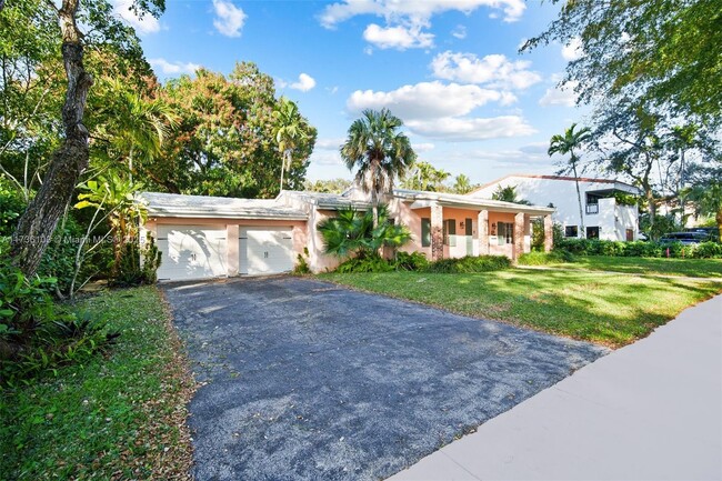 1539 Catalonia Ave in Coral Gables, FL - Building Photo - Building Photo