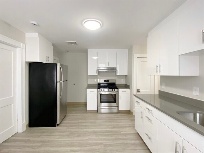 40 Jones Rd in Revere, MA - Building Photo - Building Photo