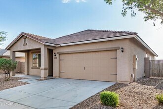 4880 S 246th Ln in Buckeye, AZ - Foto de edificio - Building Photo