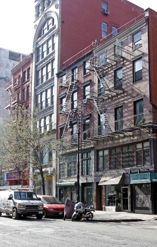 5 Great Jones St in New York, NY - Building Photo - Building Photo