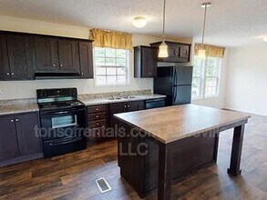 4 Dadoo Dr in Asheville, NC - Building Photo - Building Photo