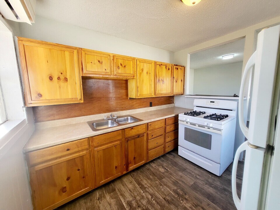 1510 Sycamore St, Unit A in Big Spring, TX - Building Photo
