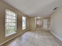 17305 SW 107th Ct in Miami, FL - Foto de edificio - Building Photo