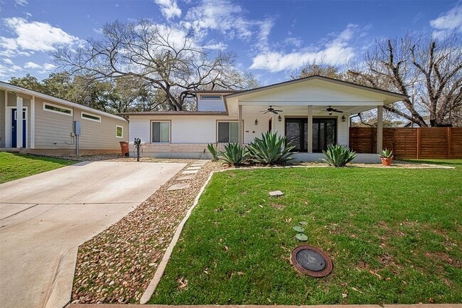 property at 1900 Paramount Ave