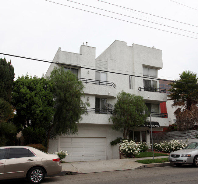 11857 Texas Ave in Los Angeles, CA - Foto de edificio - Building Photo