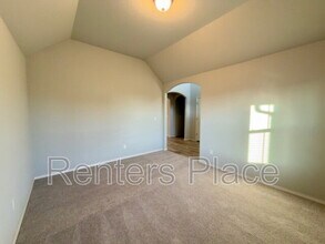 1402 E New Orleans Pl in Broken Arrow, OK - Building Photo - Building Photo
