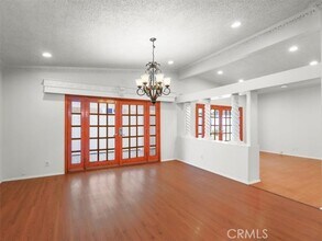 8501 Enfield Ave in Northridge, CA - Building Photo - Building Photo