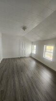 26 Norton Pl, Unit Apt 3 upper in Fredonia, NY - Building Photo