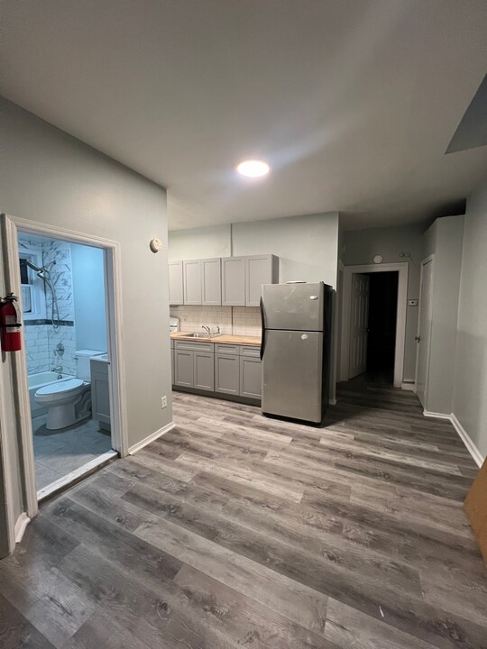 1172 Summit Ave in Jersey City, NJ - Building Photo