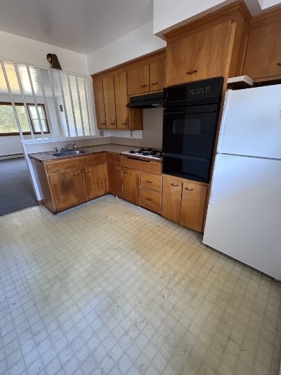 102 S Brewer Dr in Battle Creek, MI - Building Photo