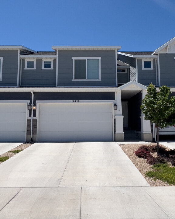 14928 S Pele Ln in Herriman, UT - Building Photo