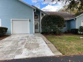 3211 NW 103rd Dr in Gainesville, FL - Building Photo