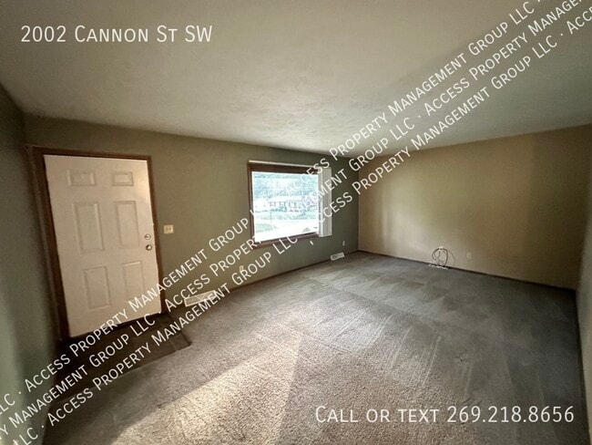2002 Cannon SW in Wyoming, MI - Building Photo - Building Photo