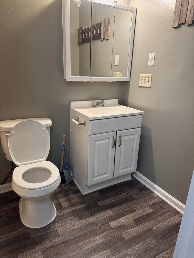 property at 3476 smyrna rd