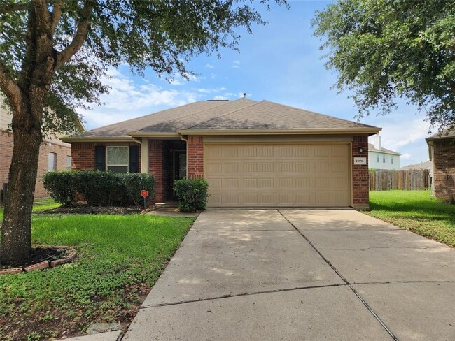 property at 1906 Vermillion View St