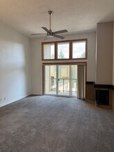 2939 79th Ave SE in Mercer Island, WA - Building Photo - Building Photo