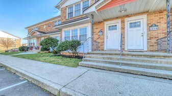705 N Dudley Ave in Ventnor City, NJ - Building Photo