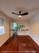 539 E Henry St in Savannah, GA - Building Photo - Building Photo