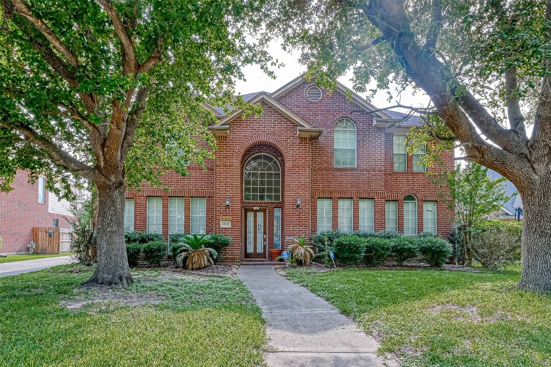 6806 Rhodes Ct in Missouri City, TX - Building Photo