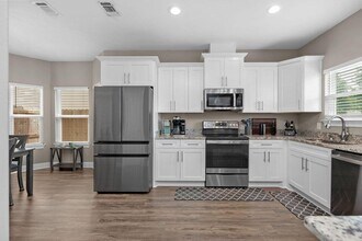 2327 Hadleigh Hills Ct in Navarre, FL - Building Photo - Building Photo