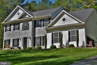 9 Riva Rdg Ln in Stafford, VA - Building Photo - Building Photo