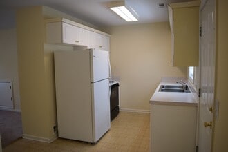 1224 14th St NE in Hickory, NC - Building Photo - Building Photo